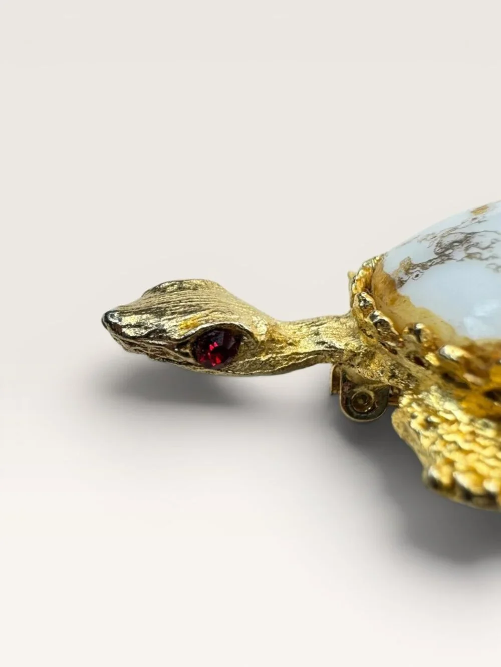 1960s White Glass Gold Leaf Turtle Brooch Gold Tone Figural Animal Vintage